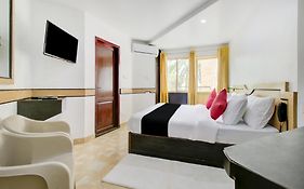 Hotel O Floatel International Beach Resort